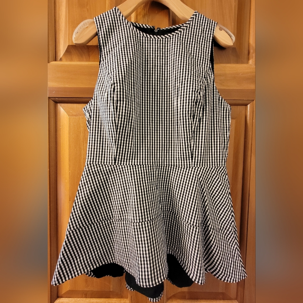 White House Black Market Gingham Sleeveless Top Size 4